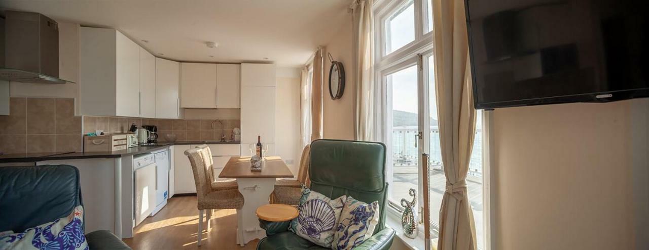 Garden Apartment, 1 Pilots Point Totland Dış mekan fotoğraf